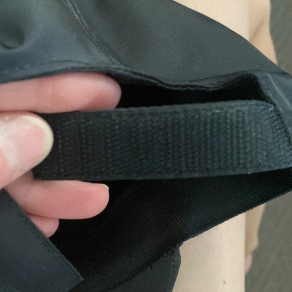 EUC PRADA HAT BALL CAP SIZE MED BLACK WITH LOGO WORN 2X BRIEFLY - Picture 12 of 14